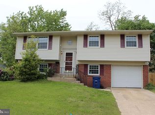 20 Sycamore Dr, Burlington, NJ 08016