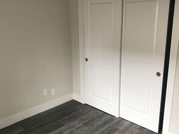 4th image of 1160 Elmer St #2