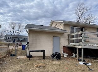 4634 Pine View Dr NE, Cedar Rapids, IA 52402