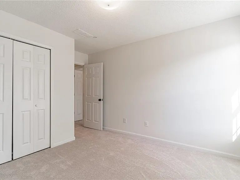 520 Dragonfly Ct — Photo 25