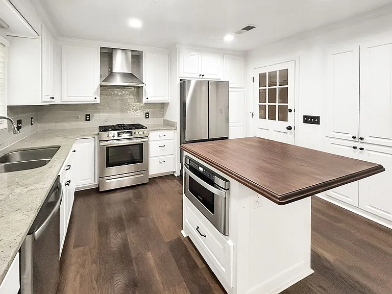 3340 Preakness Ct — Photo 8