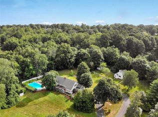 30 Salem View Dr, Ridgefield, CT 06877