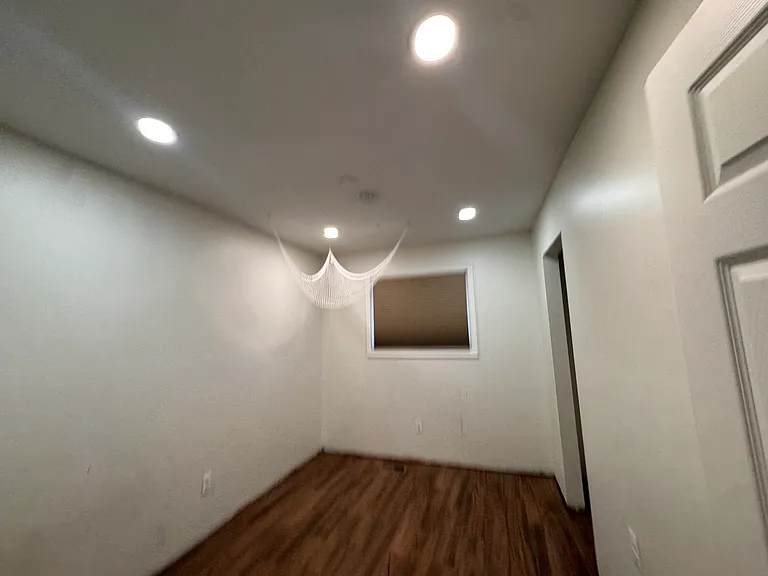 4619 Pardee Ave — Photo 7