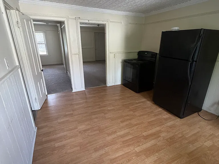34 Mechanic St #3 — Photo 2