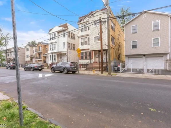 51 Schley St, Newark City, NJ 07112