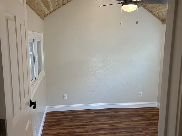 5933 Shasta Ave #A — Photo 7