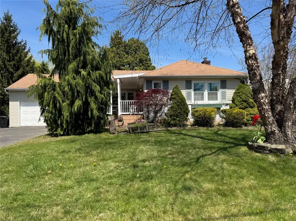 3203 Poplar Place, Wantagh, NY 11793