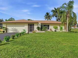 223 Pine Valley CIR, NAPLES, FL 34113