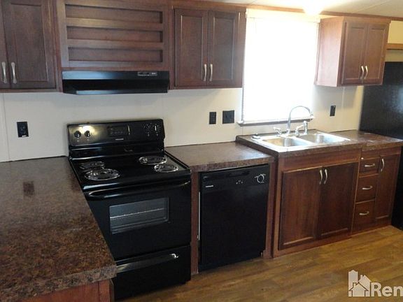 2nd image of 1416 Whitecap Ln