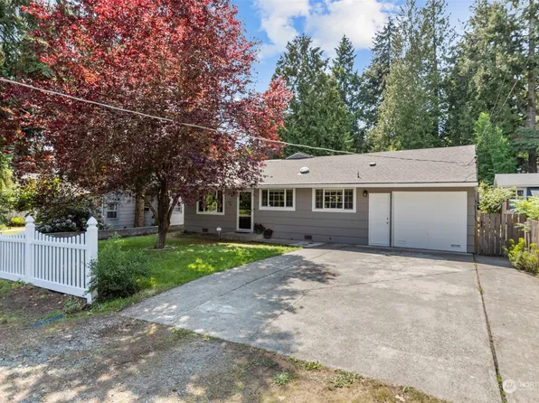 16215 11th Avenue NE, Shoreline, WA 98155