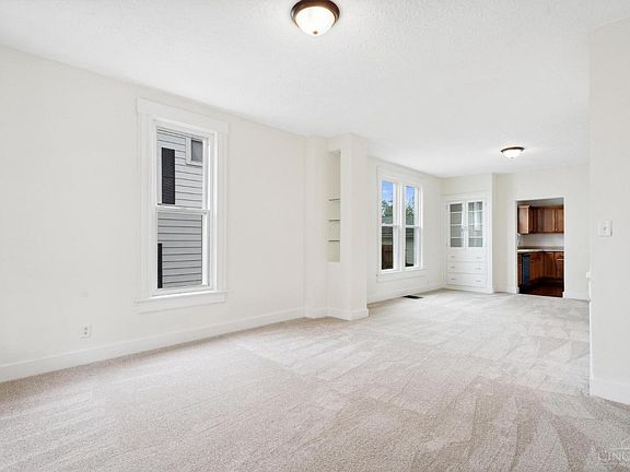 5th image of 116 Fulton St
