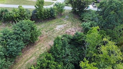 2nd image of 10-7 Windcrest Dr #6