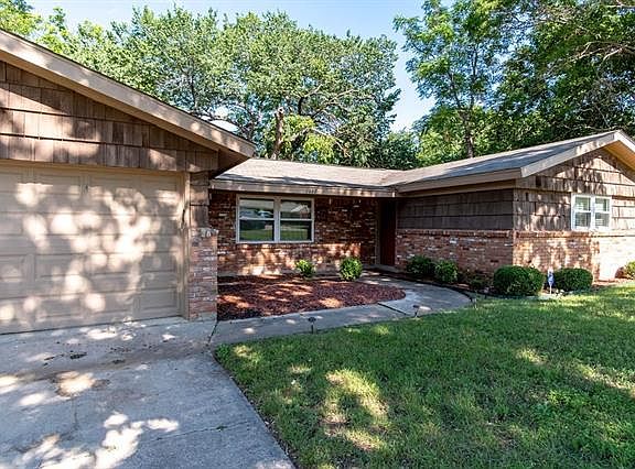3rd image of 1112 Norwood Dr