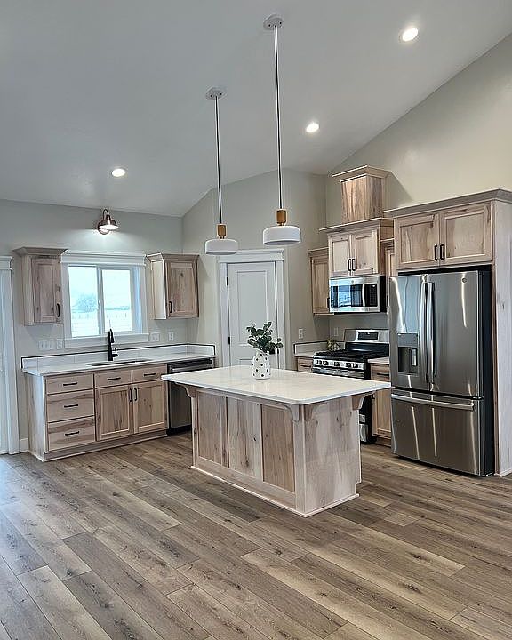 2045 Coopers Way, Blackfoot, ID 83221 Zillow