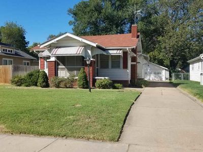318 E 15th Ave, Hutchinson, KS, 67501