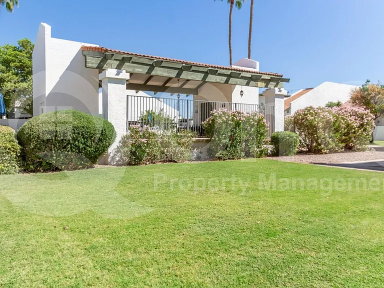 3127 S Fairfield Dr — Photo 23