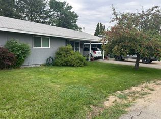 629 E Dewberry Ave #B, Omak, WA 98841