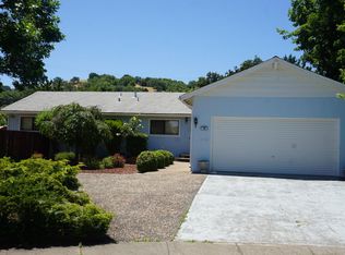 20 Roy Ct, Novato, CA 94947