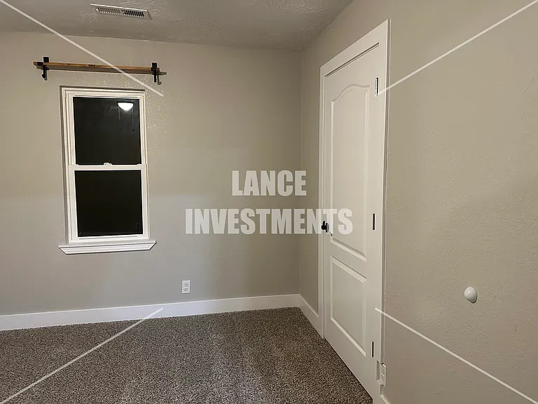 813 S McKinley Ave — Photo 12