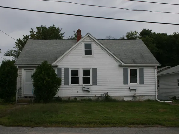 10 Chestnut St, Warren, RI 02885
