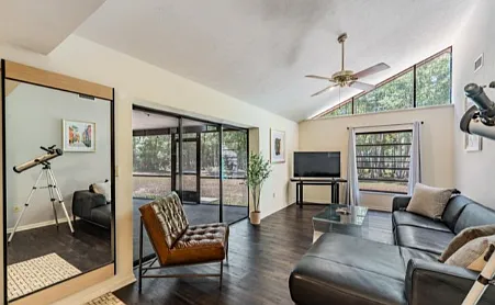 Westwood Ln — Photo 8