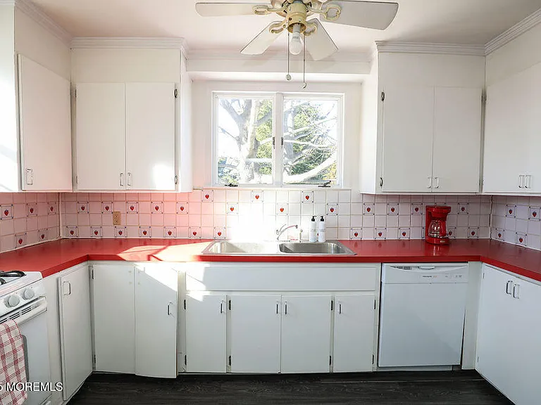 17 Beach Rd — Photo 20