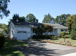 8 Farrington Ave, Milltown, NJ 08850