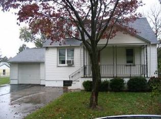 826 Kings Ln, Bensalem, PA 19020