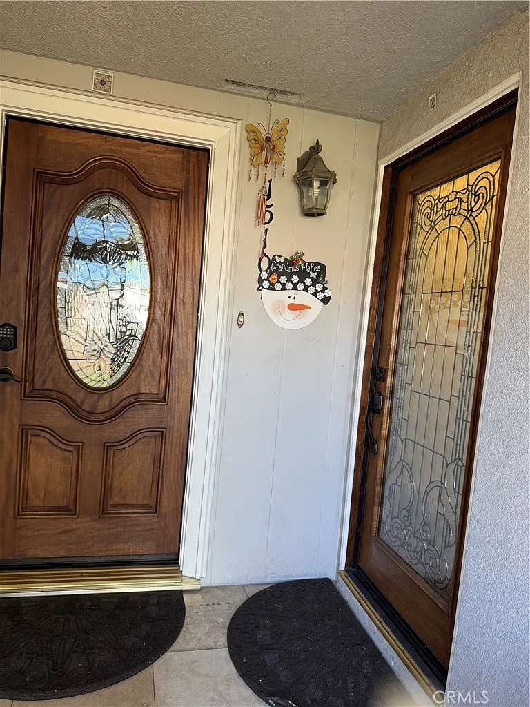 3 bed, 1500 sqft, $3,500 — Photo 2