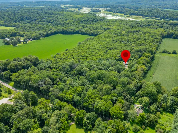 2896 Centennial Rd, Martinsville, IN 46151