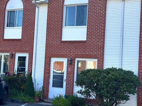 585 Park Road #2-3, Waterbury, CT 06708
