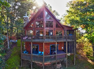 377 Sunrock Mountain Trce, Blue Ridge, GA 30513