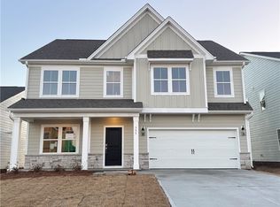 555 Hydrangea St, Seneca, SC 29678