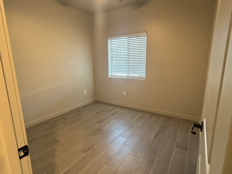 12584 E 34th Pl — Photo 8