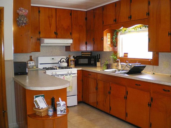 3rd image of 17208 E Old Lincoln Way
