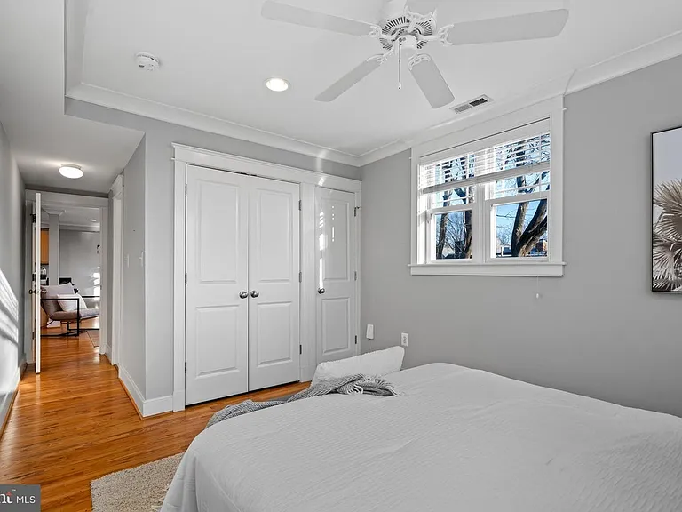 1301 S Carolina Ave SE #7 — Photo 11