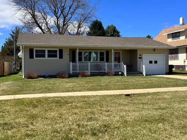 410 N Elm St, Osmond, NE 68769