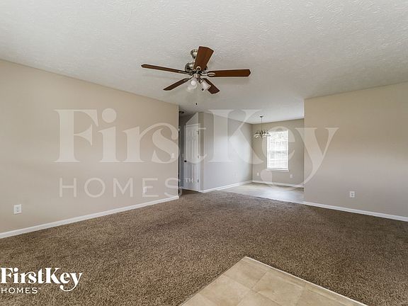 3rd image of 208 Pleasant Way