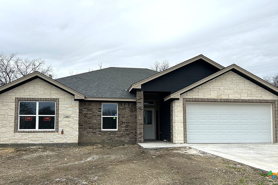 1st image of 216 W Ruby Rd