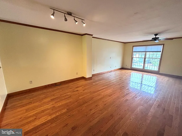 4830 Misty Ct — Photo 10