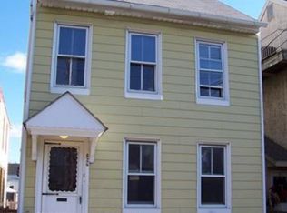 826 Main St FLOOR 2, Bethlehem, PA 18018