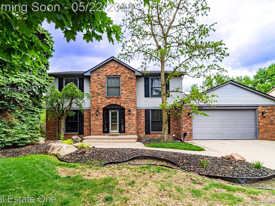 1st image of 24890 White Plains Dr