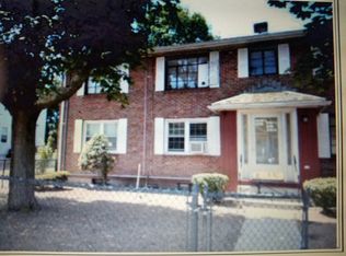 208 1/2 River St #208H, Waltham, MA 02453
