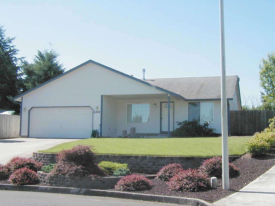 1st image of 6309 NE 44th Cir