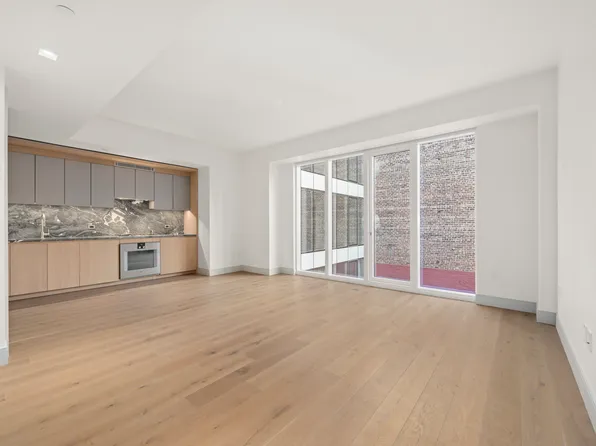 101 West 14th Street 4A image 2 of 13