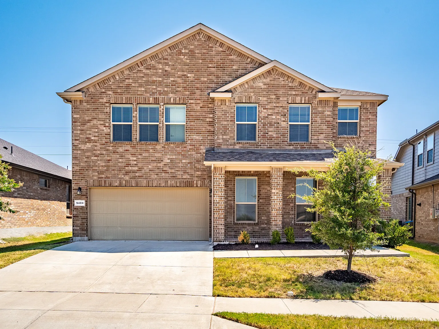 5 bed, 2657 sqft, $2,875 — Photo 2