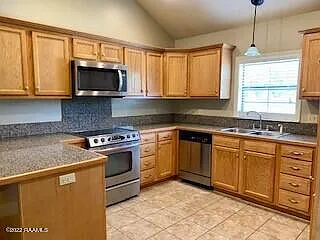 100 Sara Dee Pkwy — Photo 3