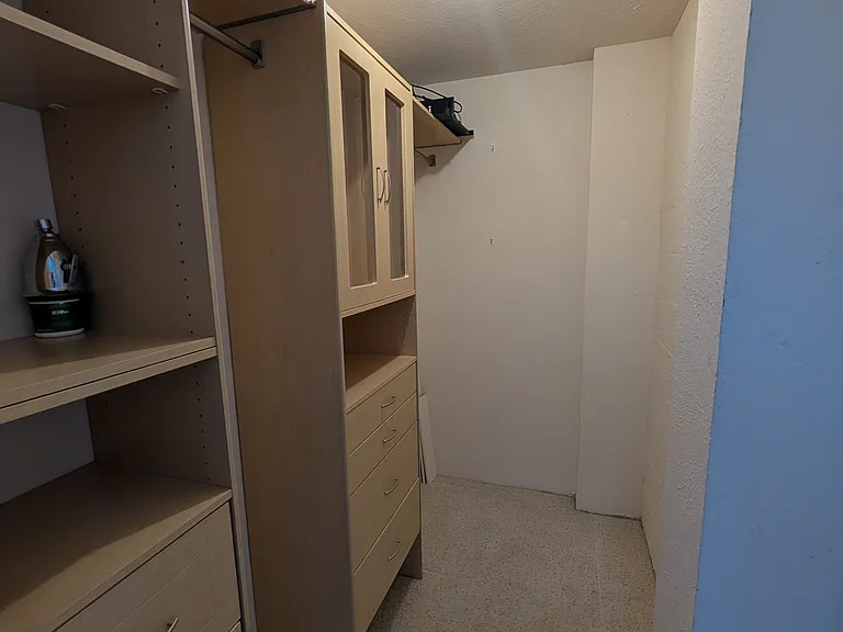 460 S Marion Pkwy #902-C — Photo 13