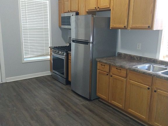 4th image of 209 S Albany Ave #2