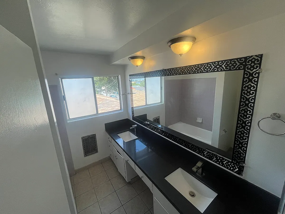 3 bed, 1650 sqft, $3,200 — Photo 4